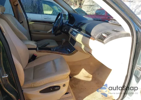 2002 BMW X5 4.4I z USA, uszkodzony, nr VIN 5UXFB33512LH38115